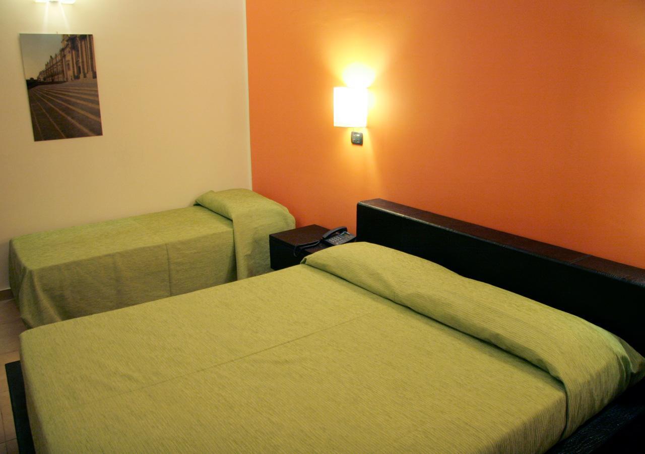 Zaiera Resort Siracusa Solarino Buitenkant foto